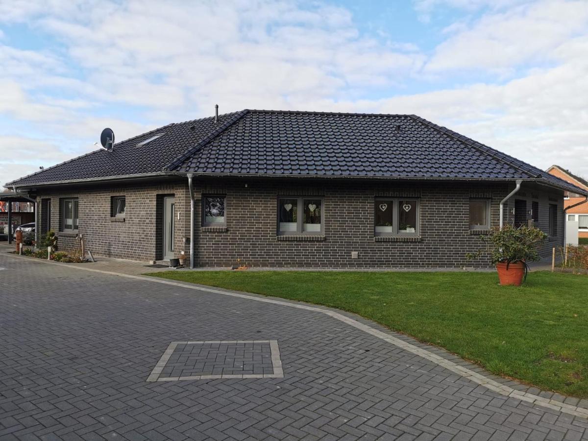 Ferienwohnung Am Dock Apen Exterior foto